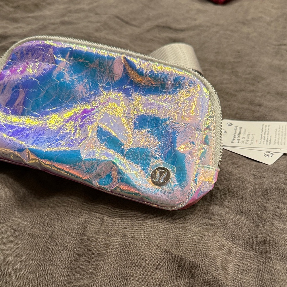 lululemon athletica Iridescent Bag